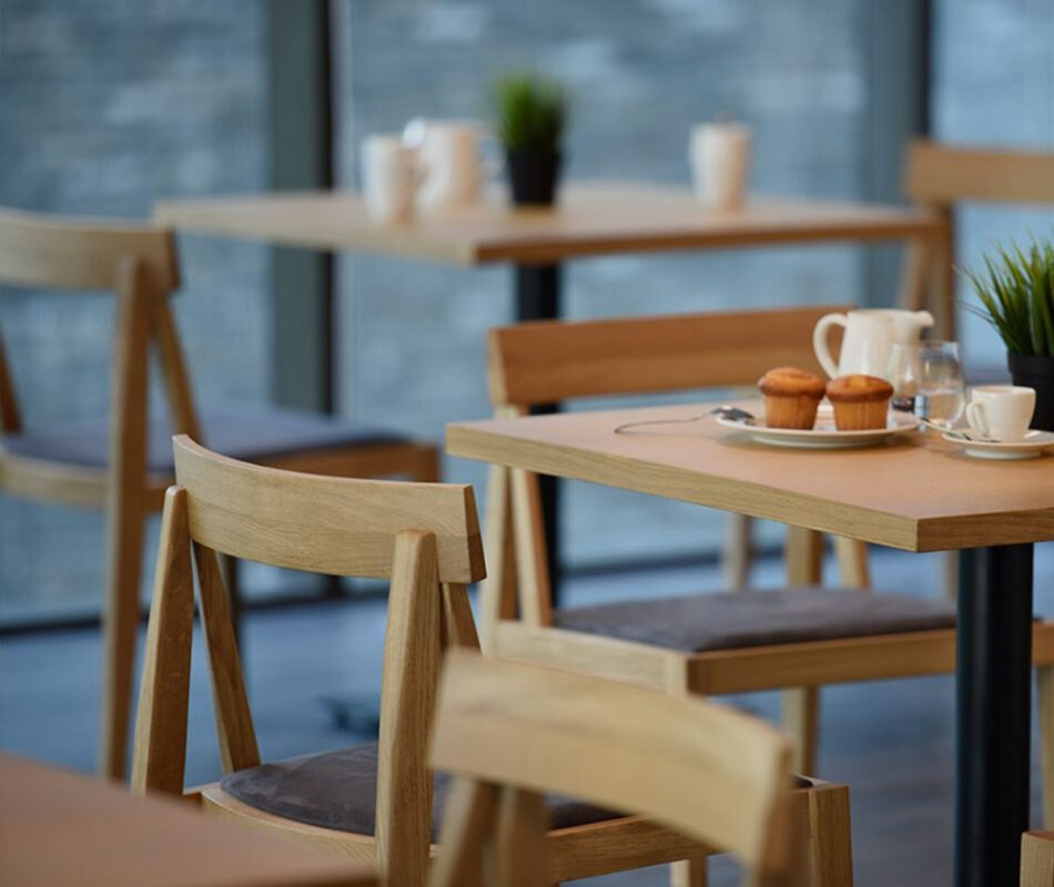 Ghế ăn gỗ cao cấp