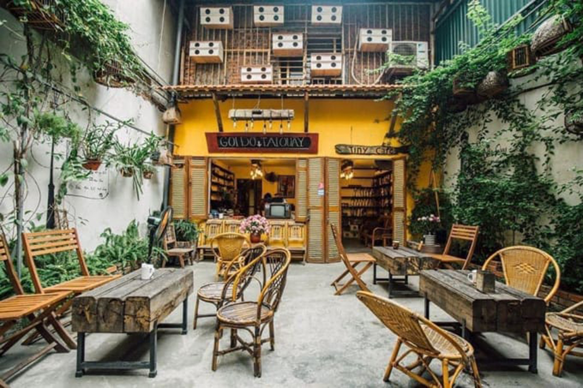 Thiết kế quán coffee sân vườn phong cách vintage