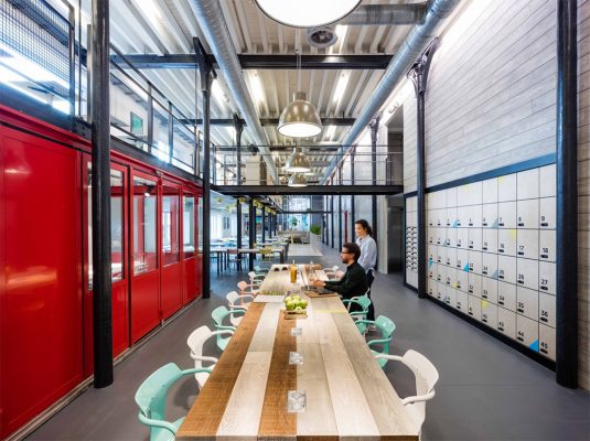 phong cách thiết kế văn phòng đa năng