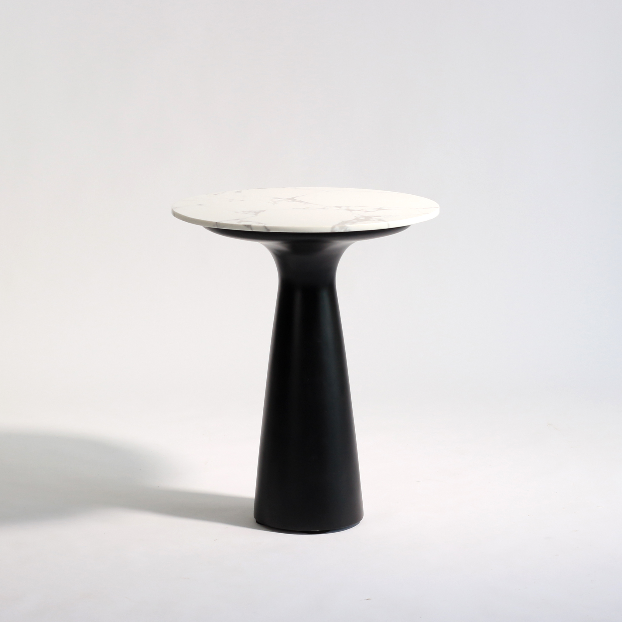 Bàn Trà Sofa Mặt Đá Tròn DONS-TB01A