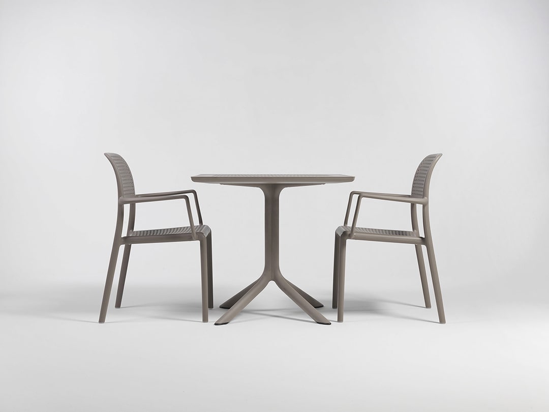 Ghế Bora armchair kết hợp bàn Clip