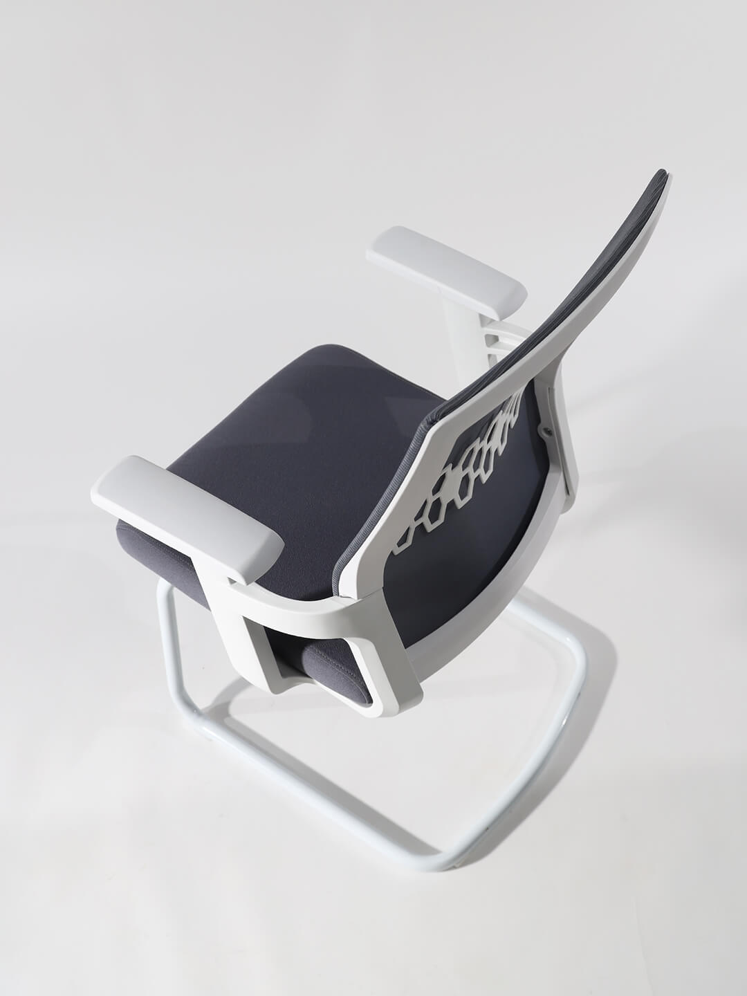 Ghế Văn Phòng Chân Quỳ AK-GVP209