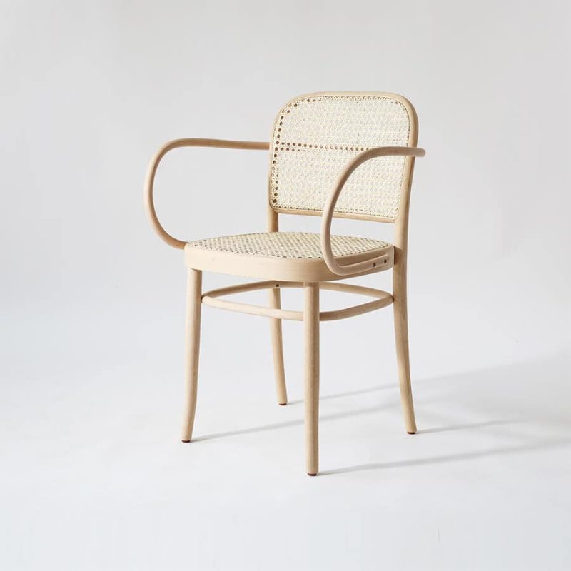 Ghế gỗ tựa lưng