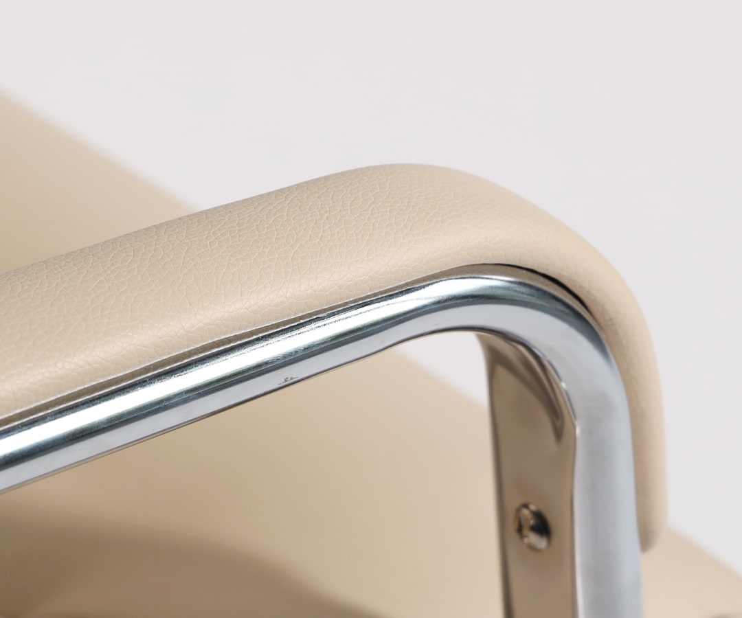 Ghế Văn Phòng Chân Quỳ Nệm Da RPB-GVP223 Ghế Văn Phòng Chân Quỳ Nệm Da RPB-GVP223