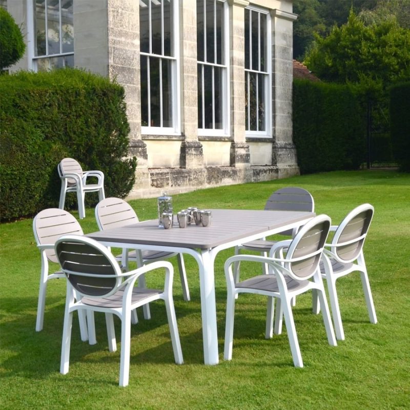 Đổi mới không gian sống