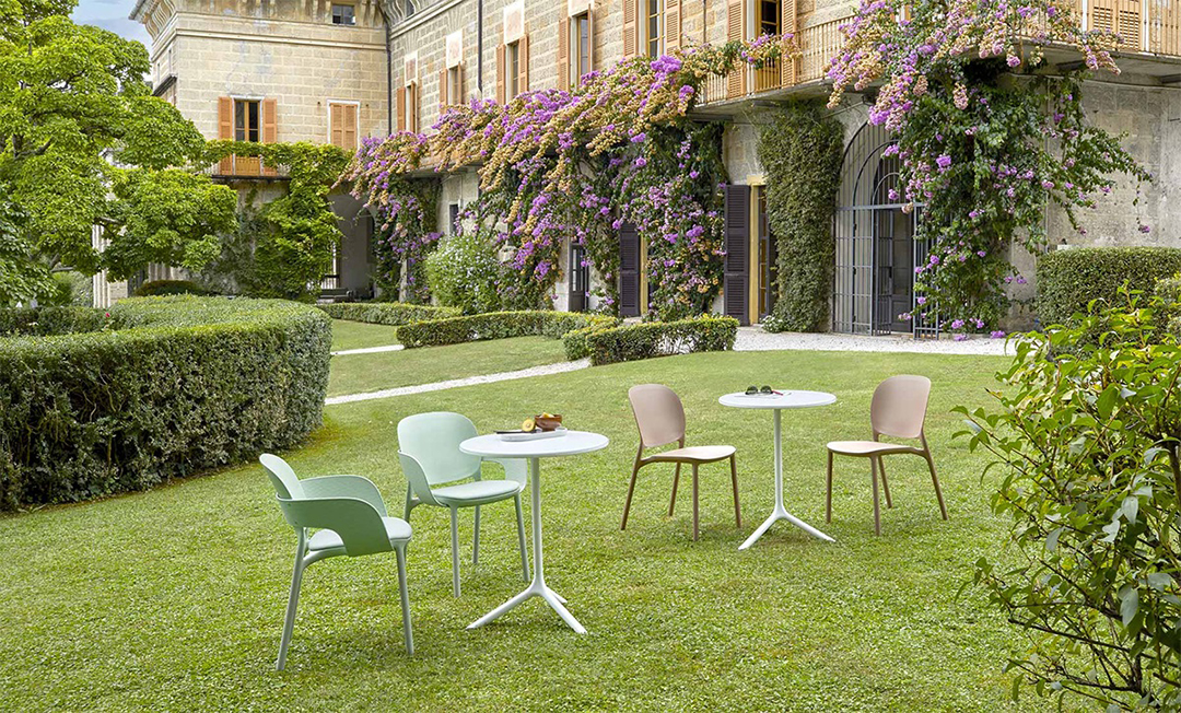 Ghế nhựa cao cấp ngoài trời