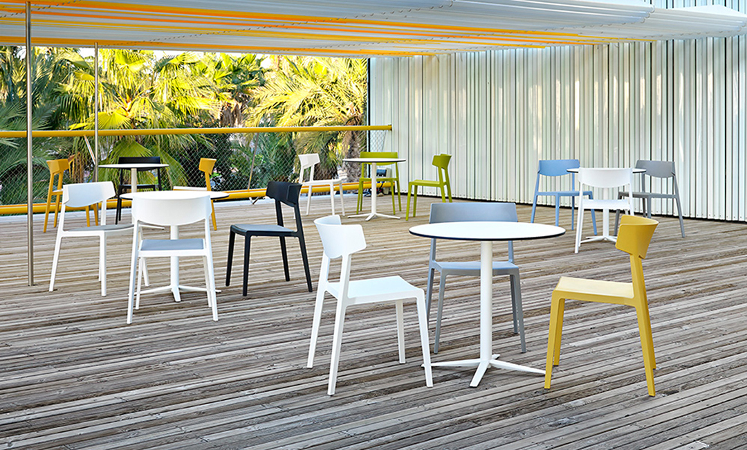 Ghế nhựa cao cấp Win Chair Ghế nhựa cao cấp Win Chair