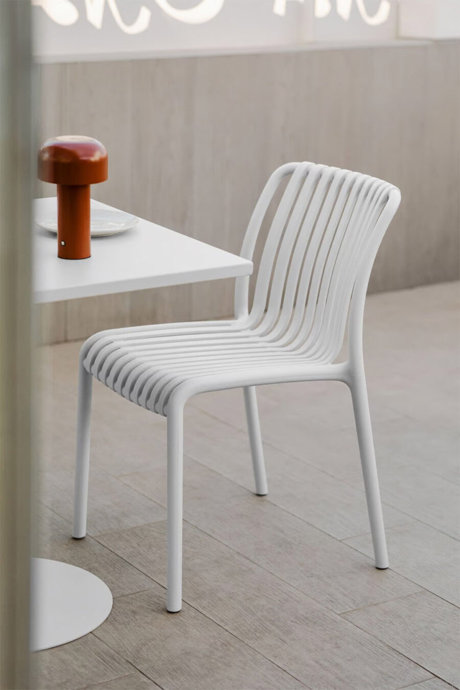 Cho thuê ghế nhựa đúc Parma Bistrot ST-WC150
