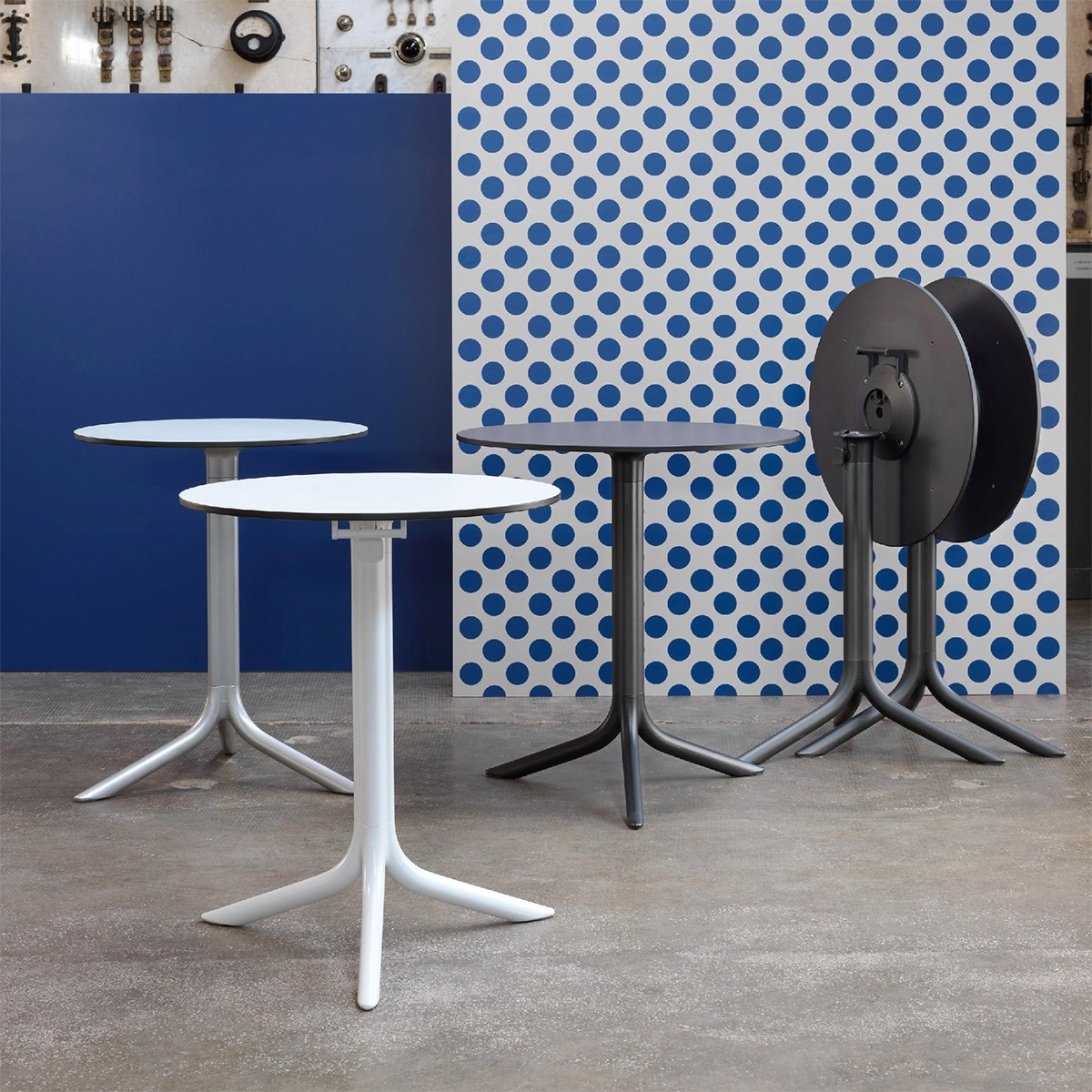 Bàn gấp gọn thông minh