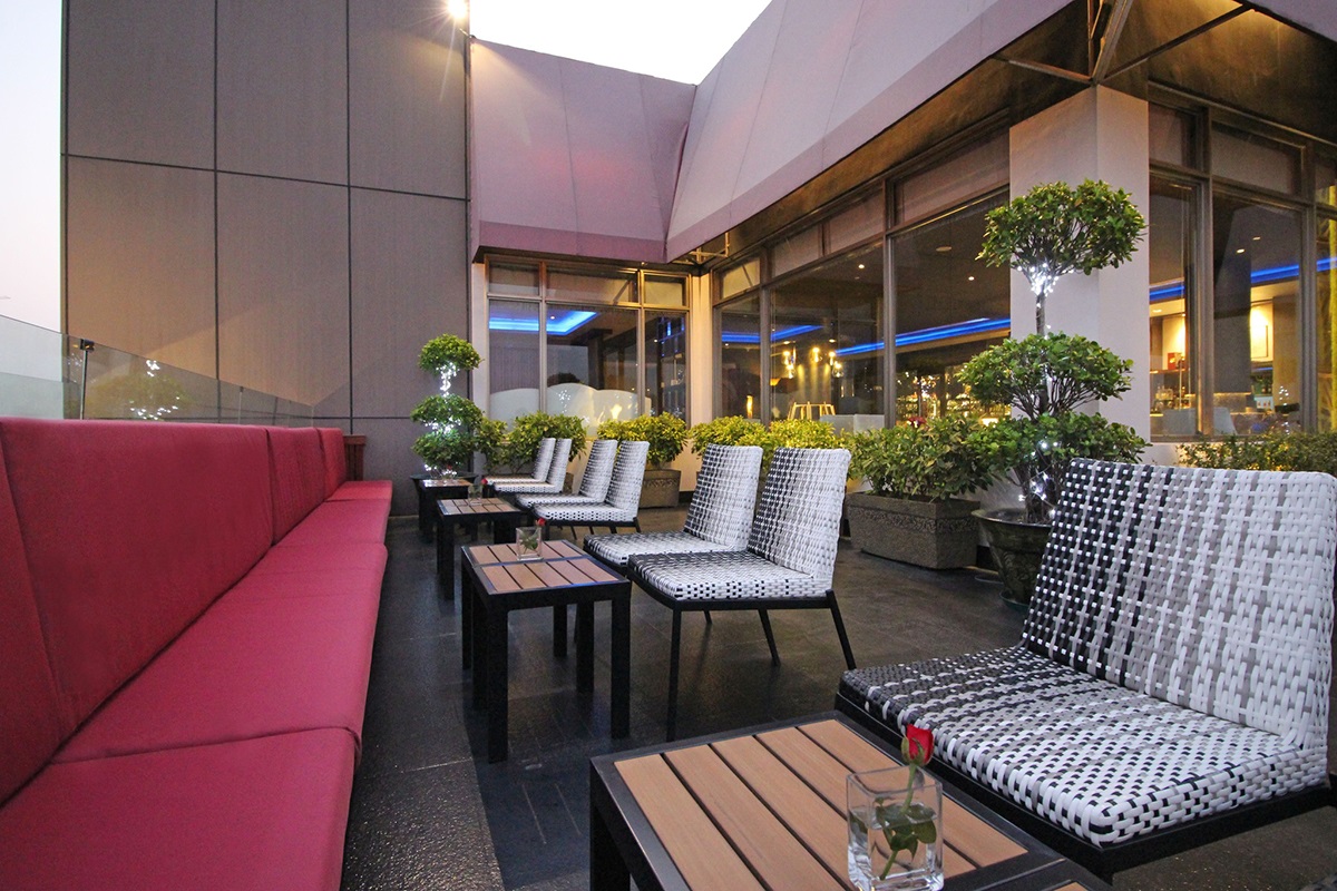 Ghế giả mây là gì