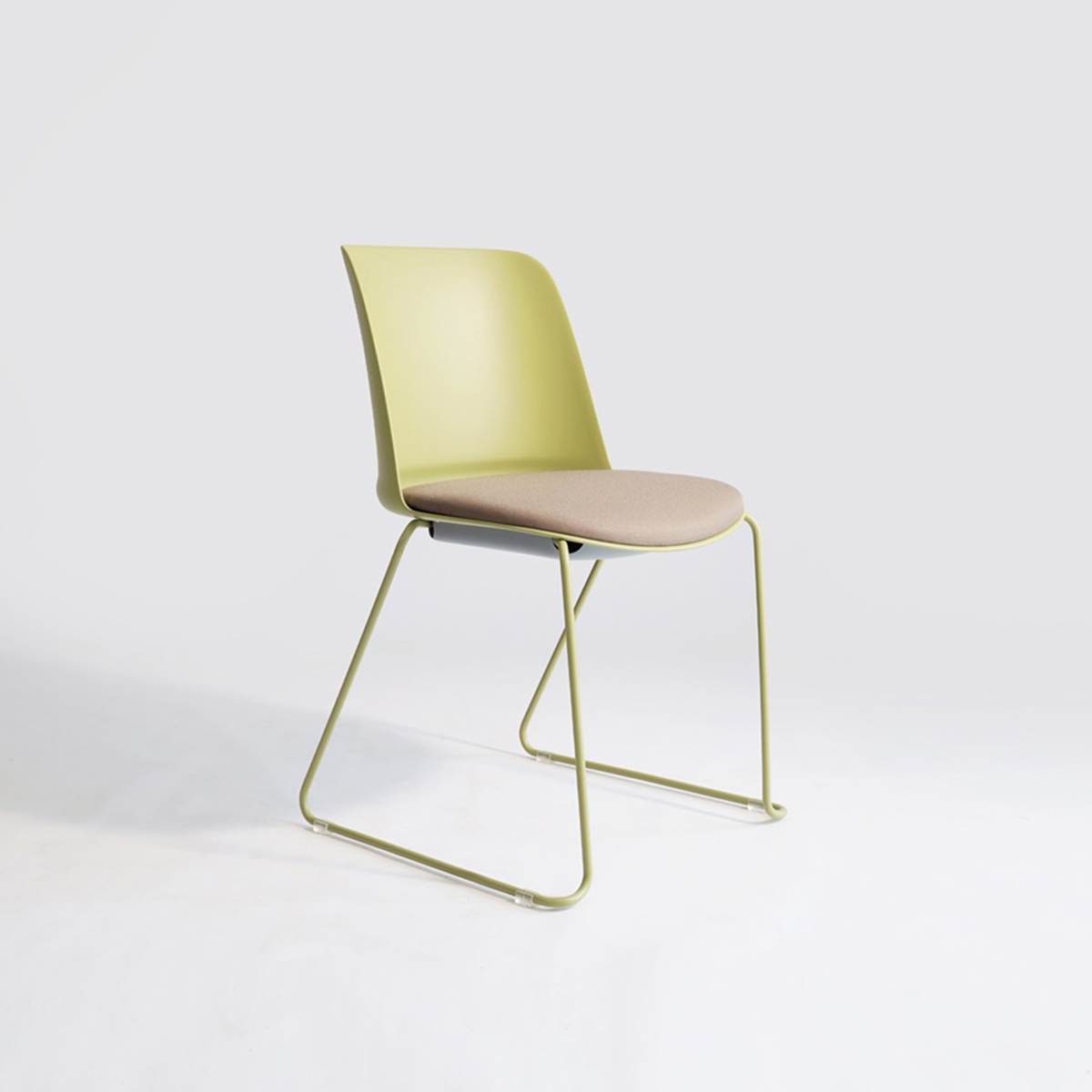 Ghế phòng họp chân quỳ nhỏ gọn