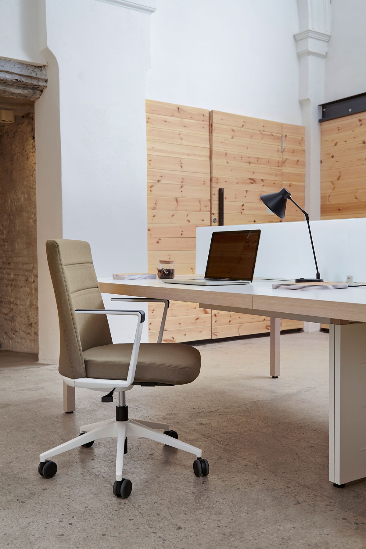 Ghế Văn Phòng Cao Cấp