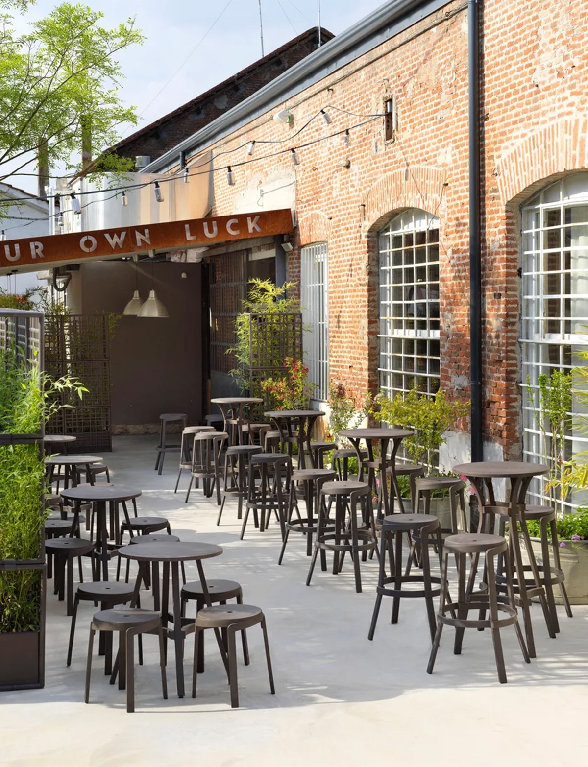 Bàn ghế sân vườn cao cấp