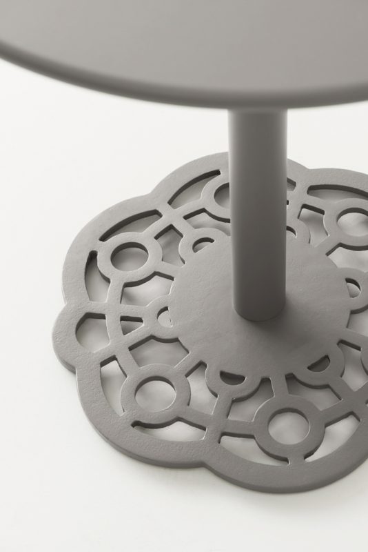 Bàn ghế nhôm ngoài trời