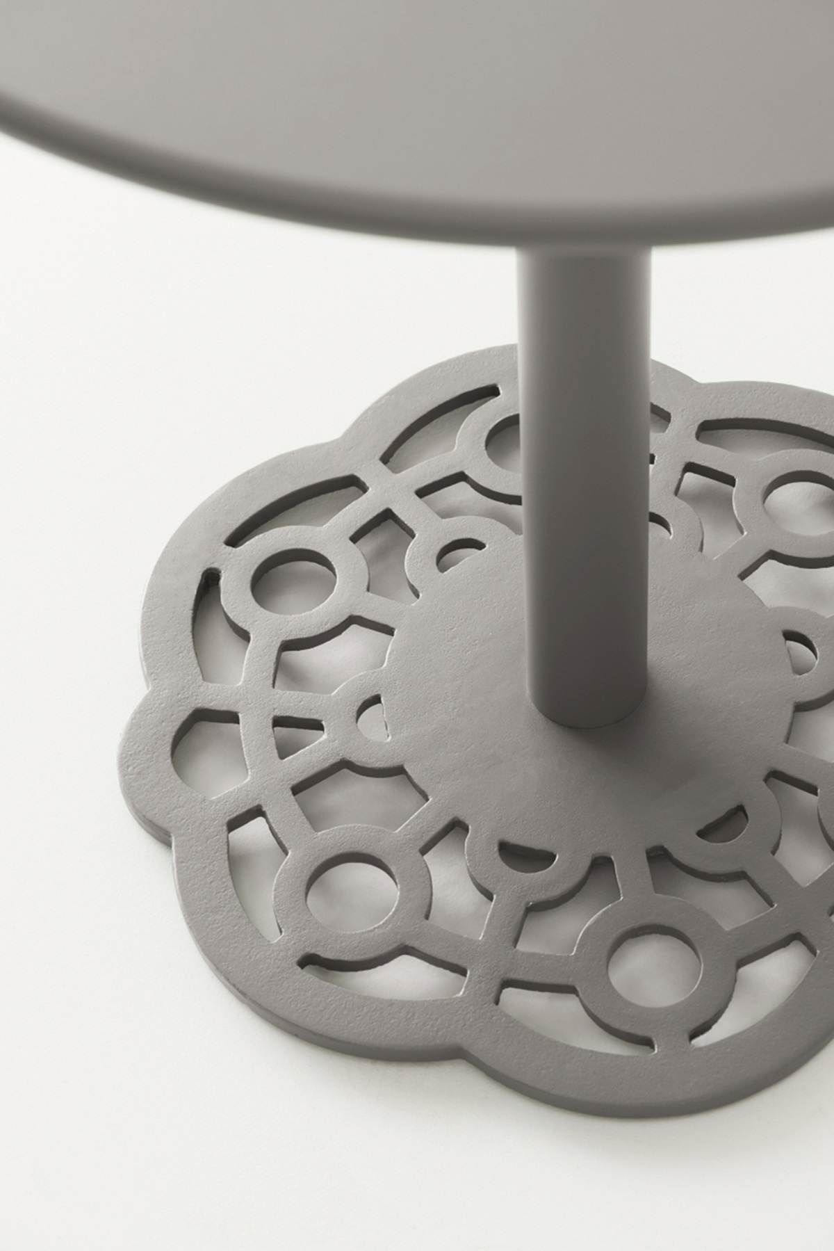 Bàn ghế nhôm ngoài trời