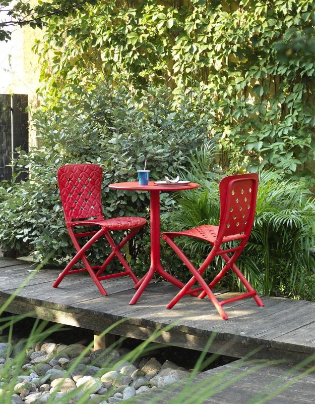 Bàn ghế sân vườn gập gọn