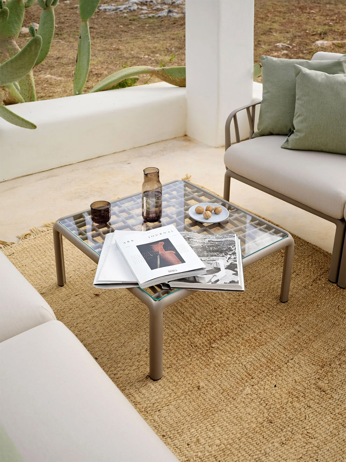 Bàn ghế sofa ngoài trời Win Chair
