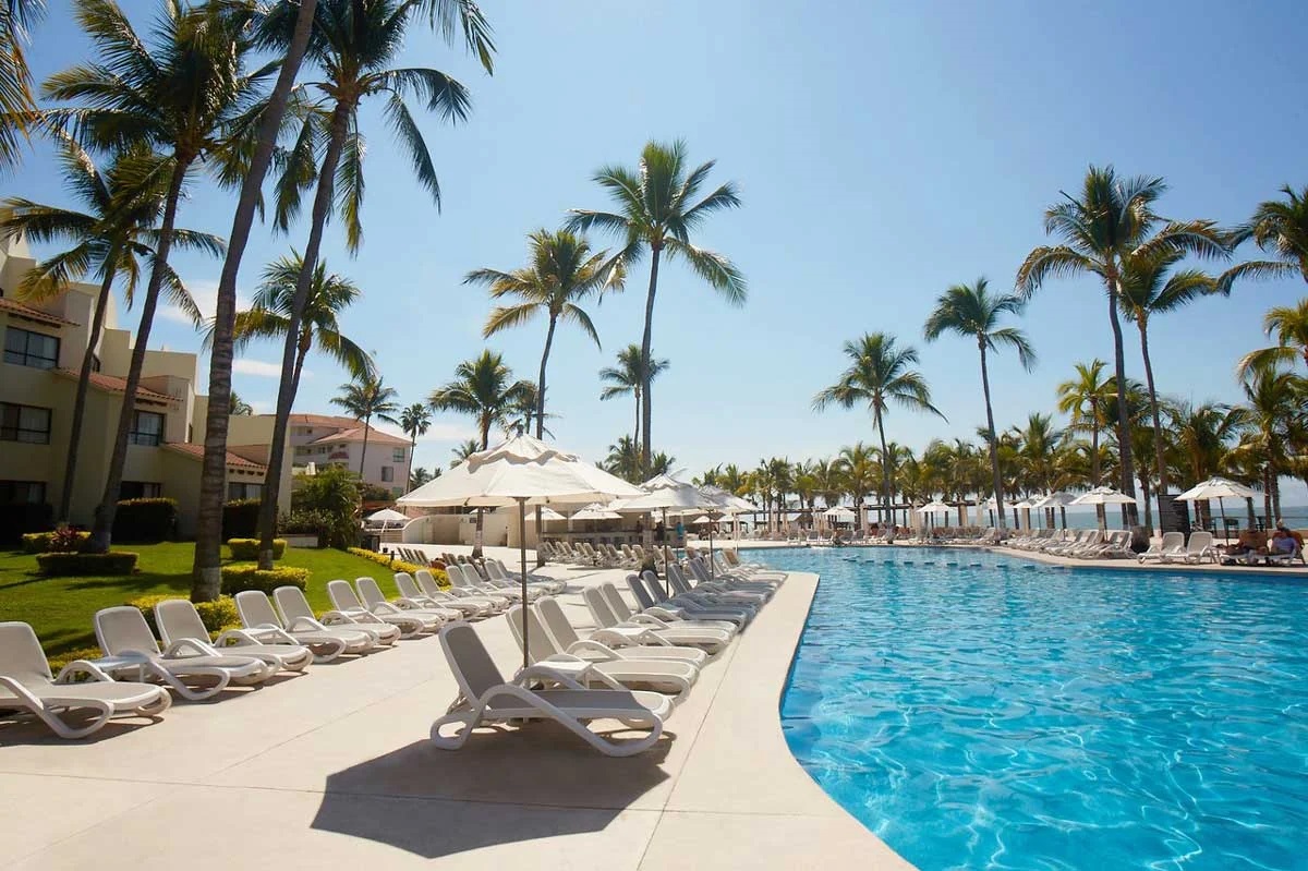 Ghế hồ bơi cao cấp ngoài trời