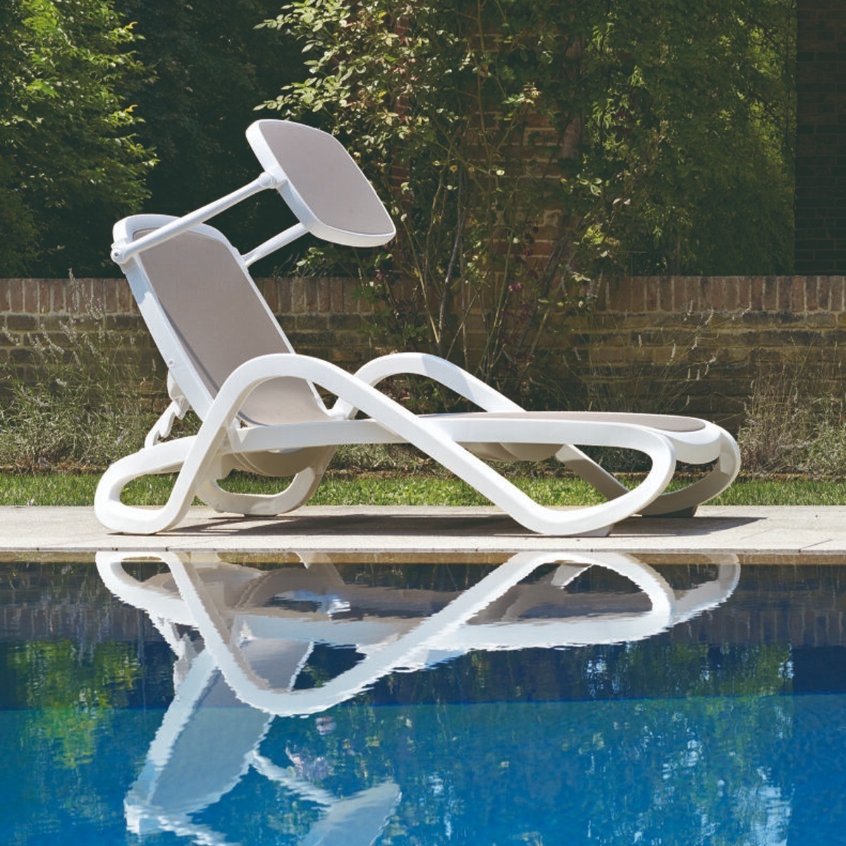 Ghế hồ bơi ngoài trời Win Chair