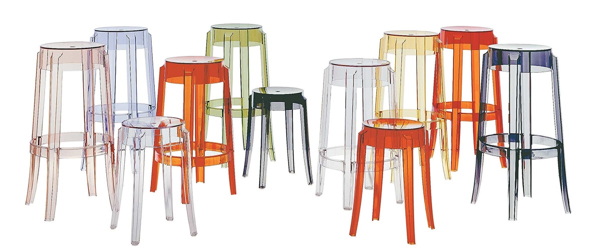 Ghế nhựa trong suốt xếp chồng
