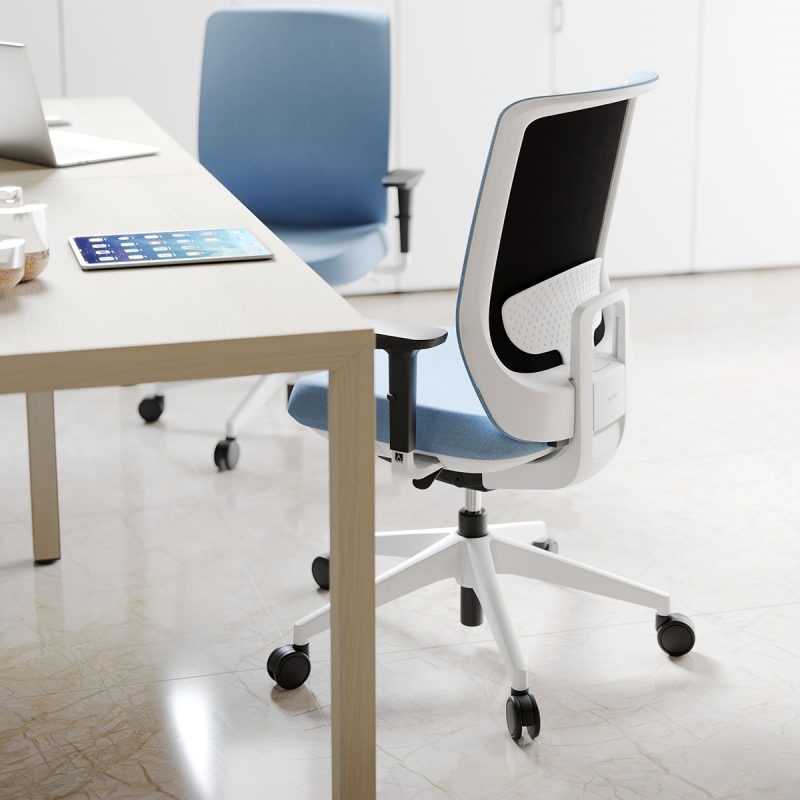 Ghế xoay văn phòng nhân viên