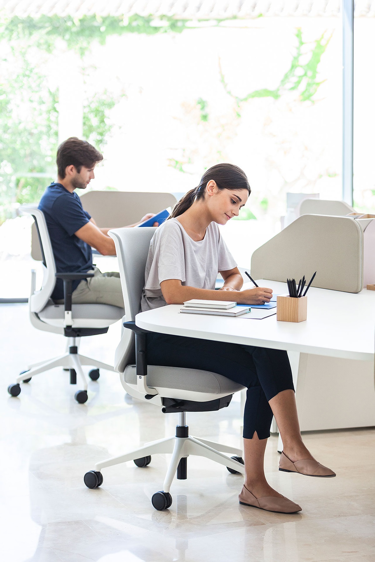 Ghế xoay văn phòng