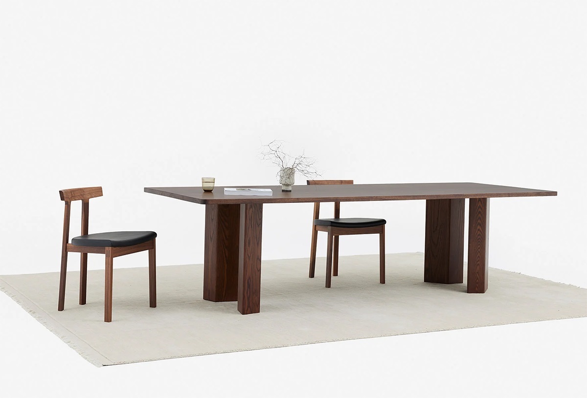 Bàn ăn gỗ tự nhiên