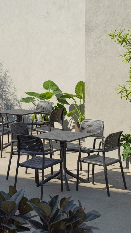 Bàn cafe vuông ngoài trời