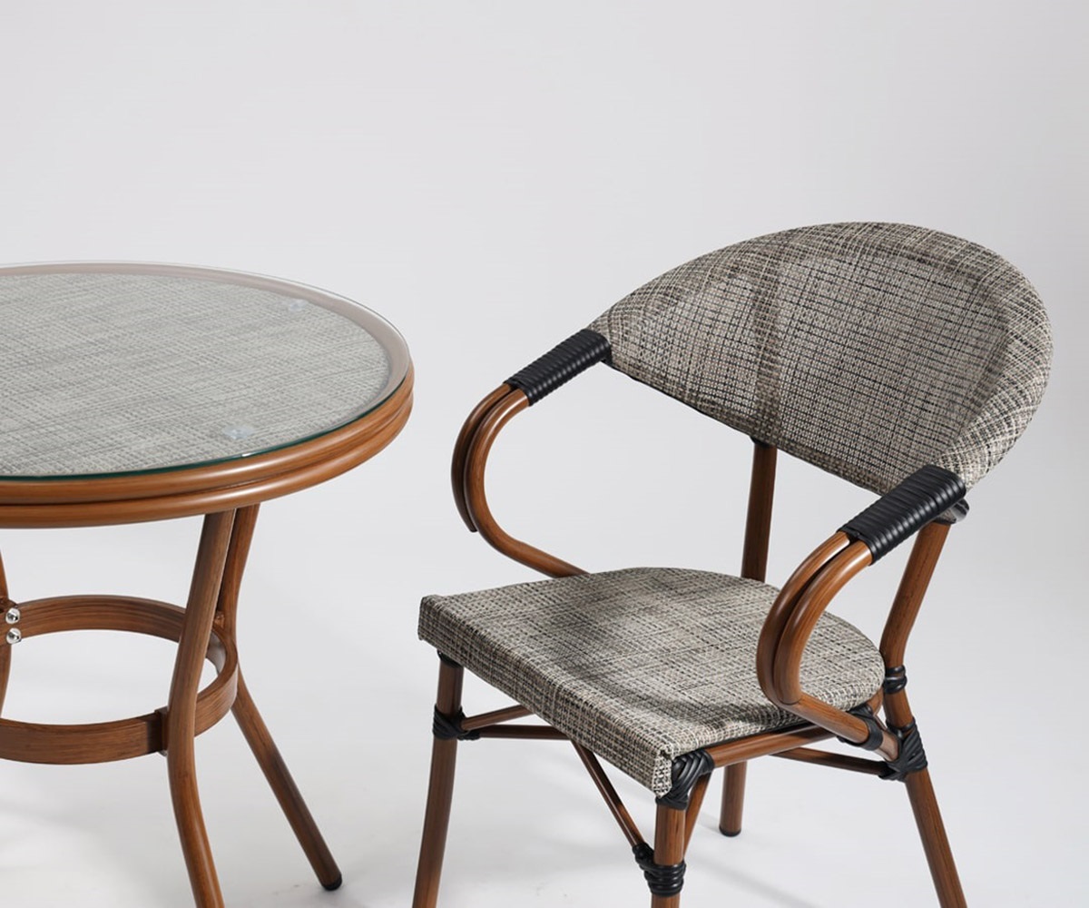 Ghế cafe giả mây xếp chồng