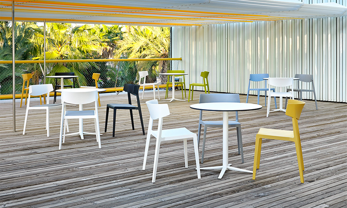 Bàn ghế cafe hiện đại