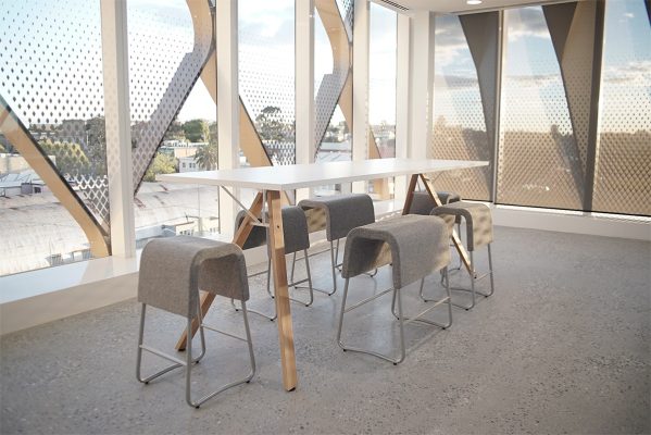 Bàn ghế pantry văn phòng hiện đại