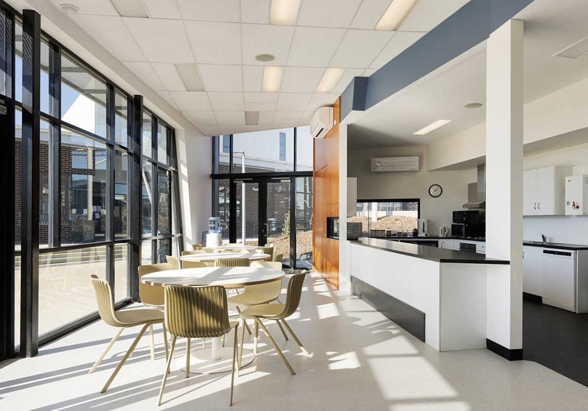 Bàn ghế pantry văn phòng hiện đại