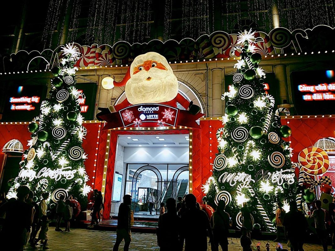 Điểm check in noel Diamond plaza tphcm