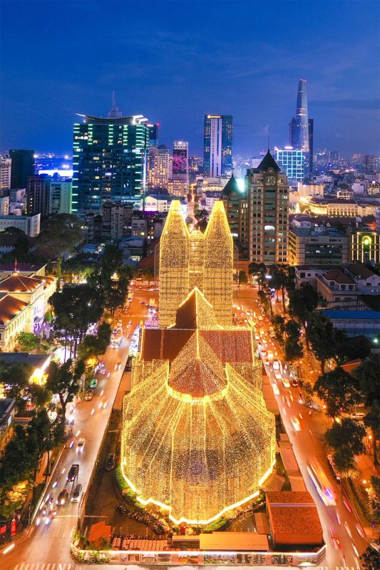 Điểm check in noel Nhà Thờ Đức Bà