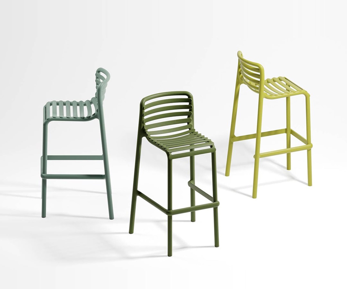 Ghế counter nhựa đúc xếp chồng
