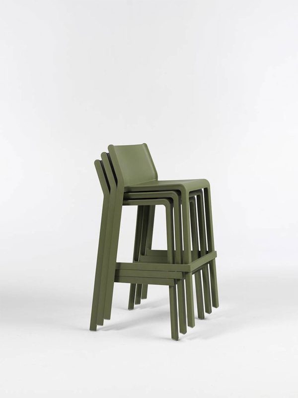 Ghế counter nhựa đúc xếp chồng