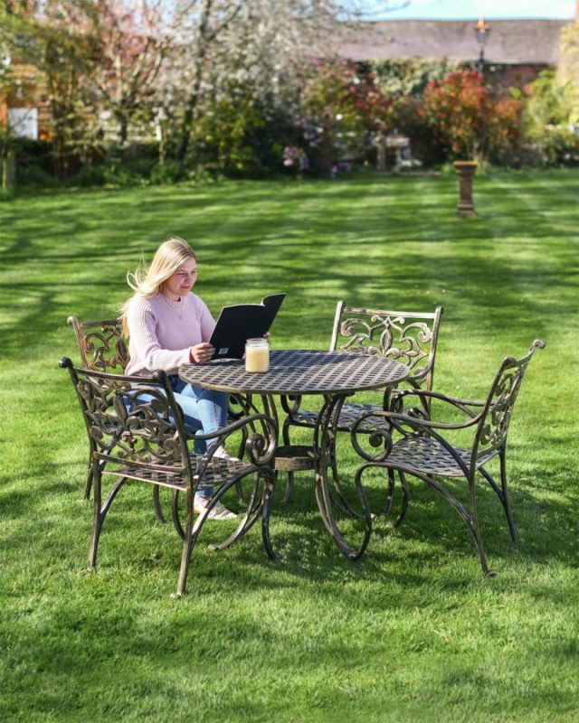 Ghế nhôm đúc sân vườn