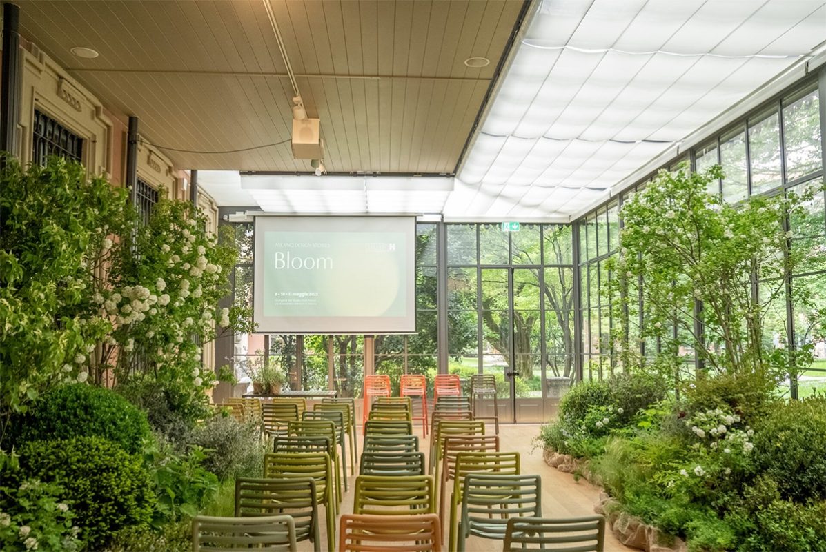 Ghế sự kiện nhựa đúc