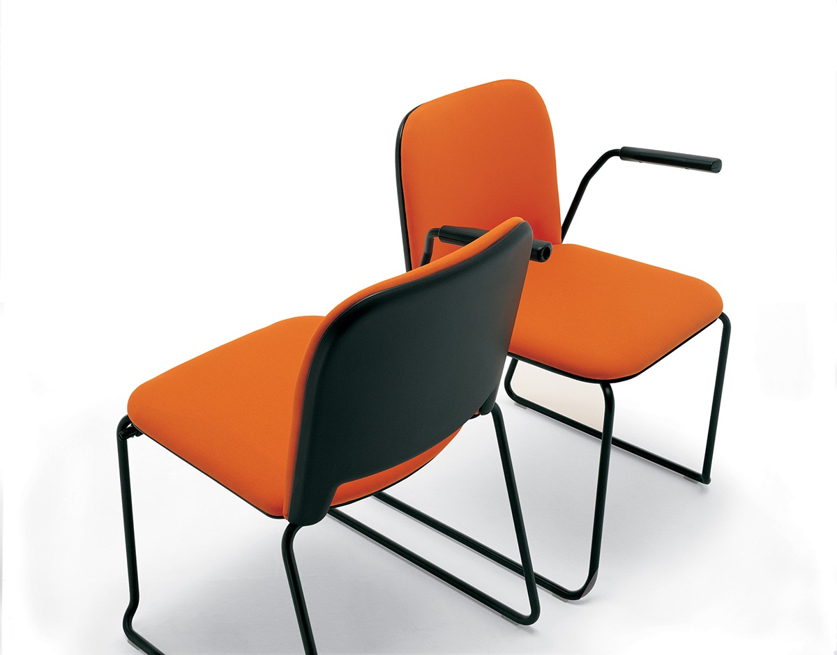 Ghế training chân quỳ hiện đại