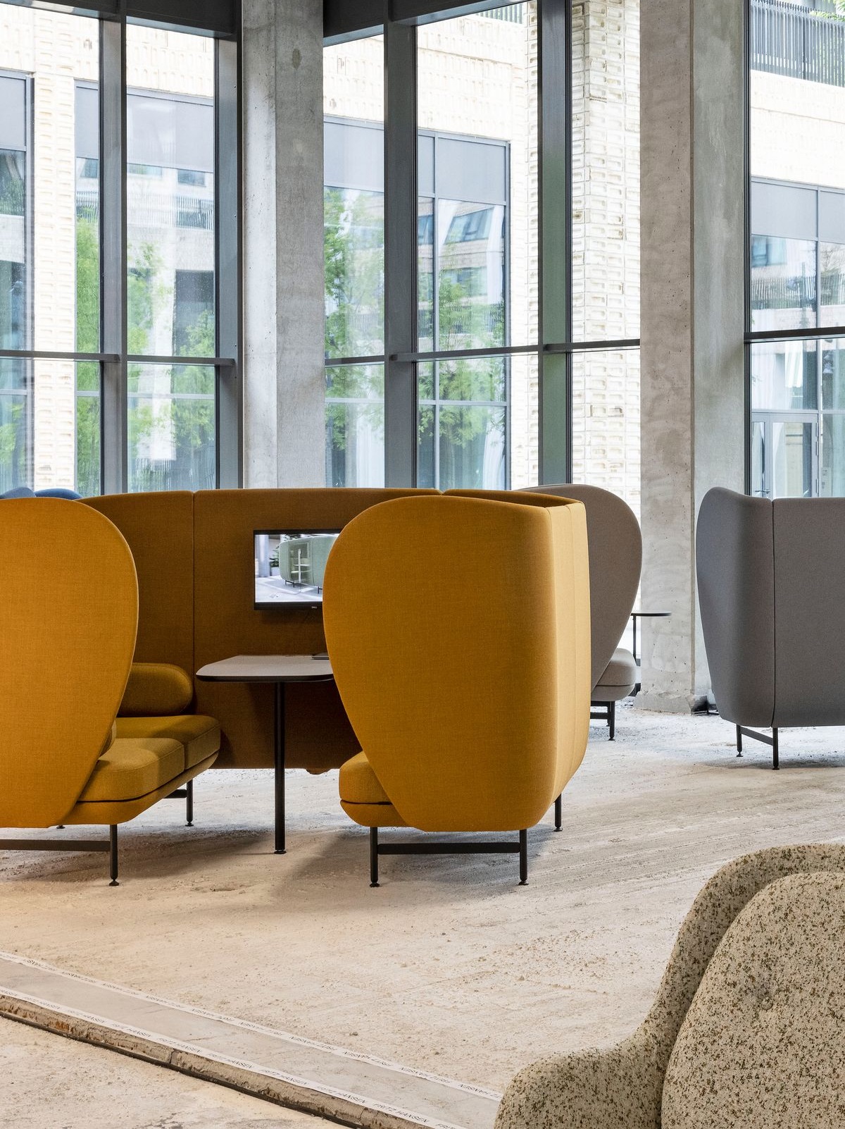 High Back Sofa Là Gì