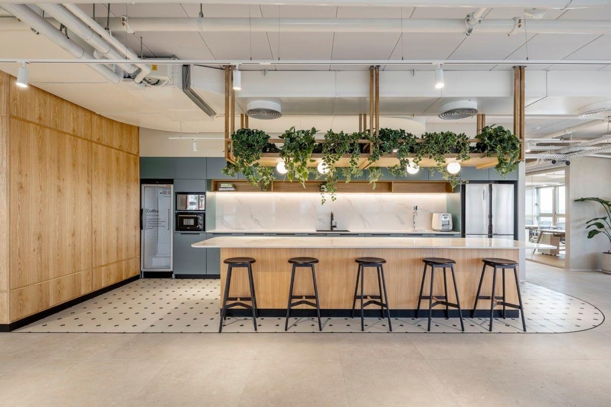 Quầy pha chế phòng pantry văn phòng