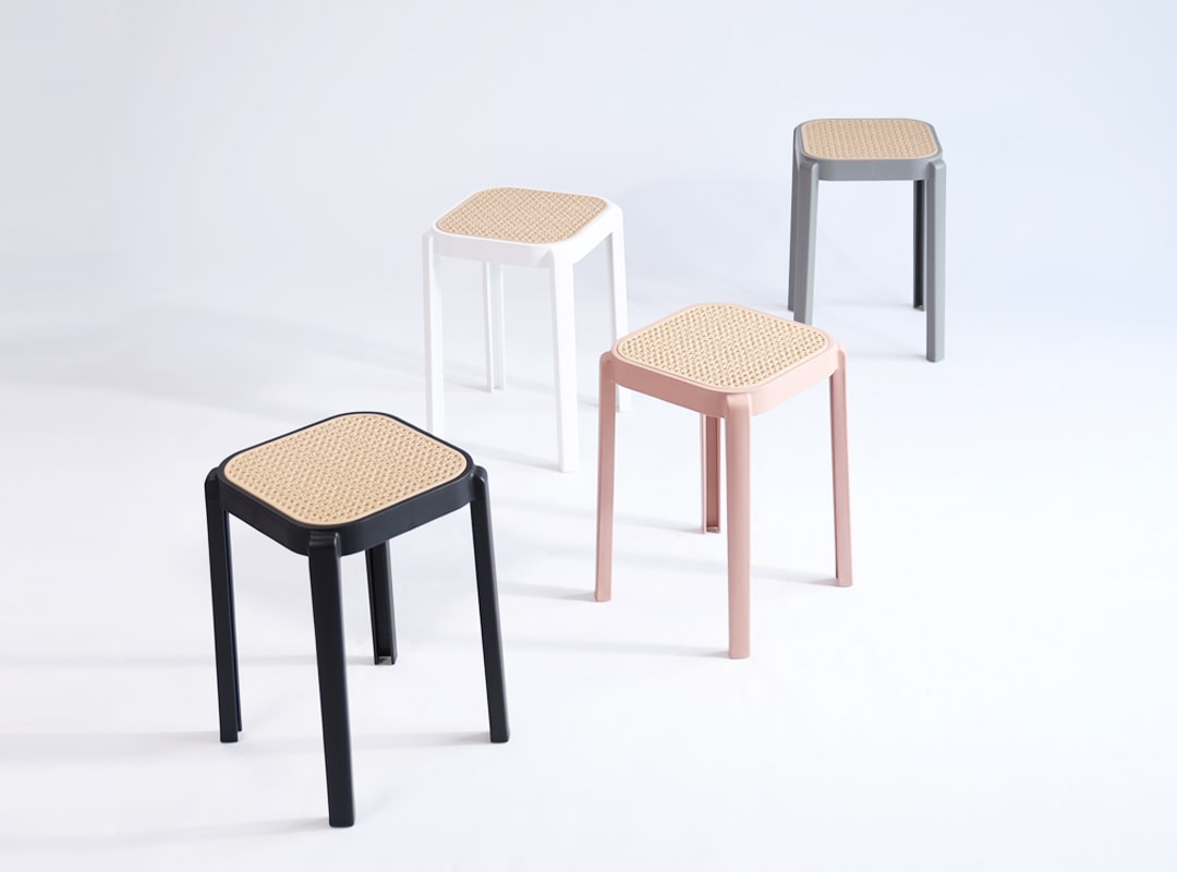 Thanh lý ghế đôn nhựa