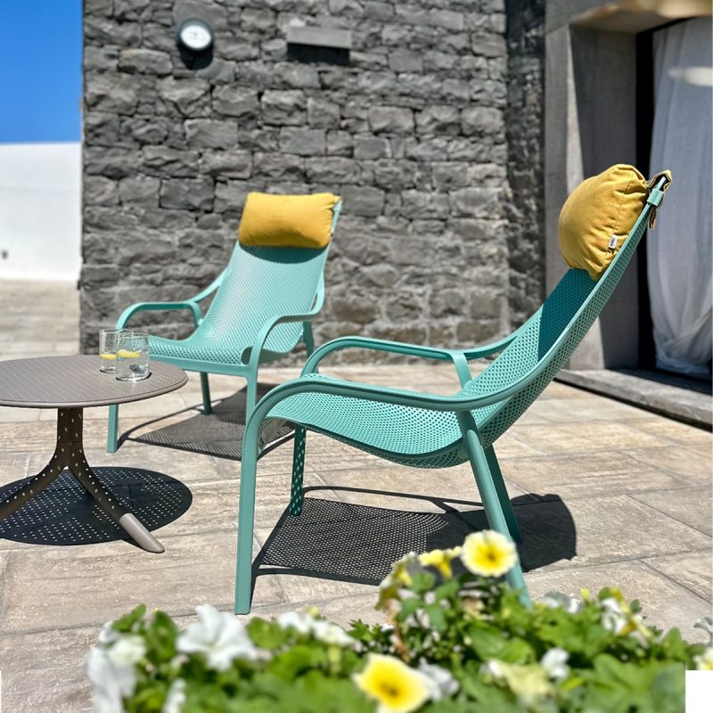 Mẫu bàn ghế ngoài trời đẹp