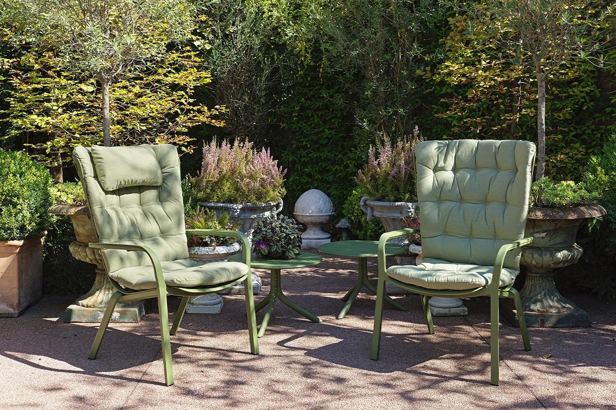 Bộ bàn ghế thư giãn sân vườn