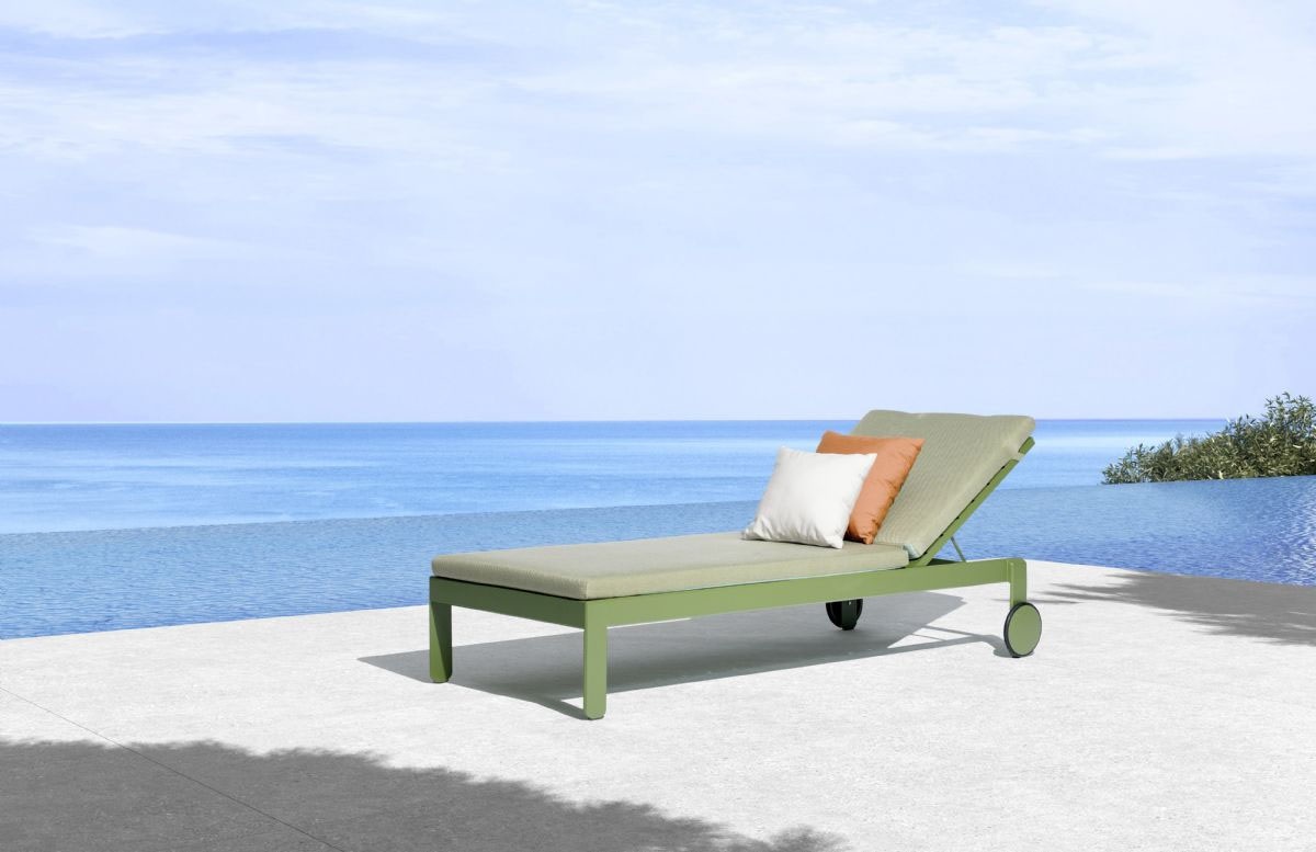 Ghế Hồ Bơi Có Bánh Xe Tiện Di Chuyển