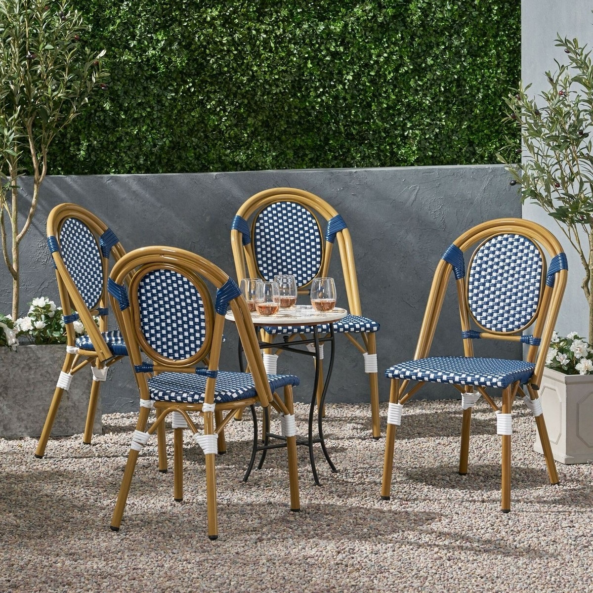 Bàn ghế cafe giả mây Win Chair