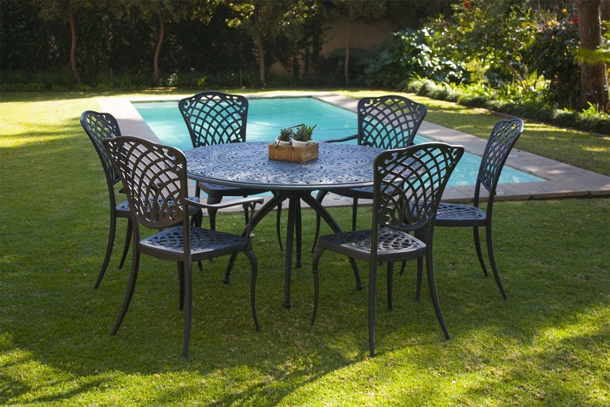 Bàn ghế nhôm Win Chair