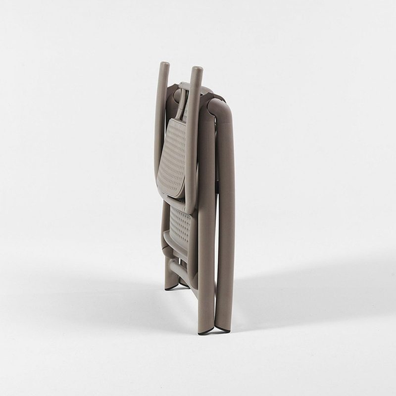 Bàn ghế nhựa xếp gọn