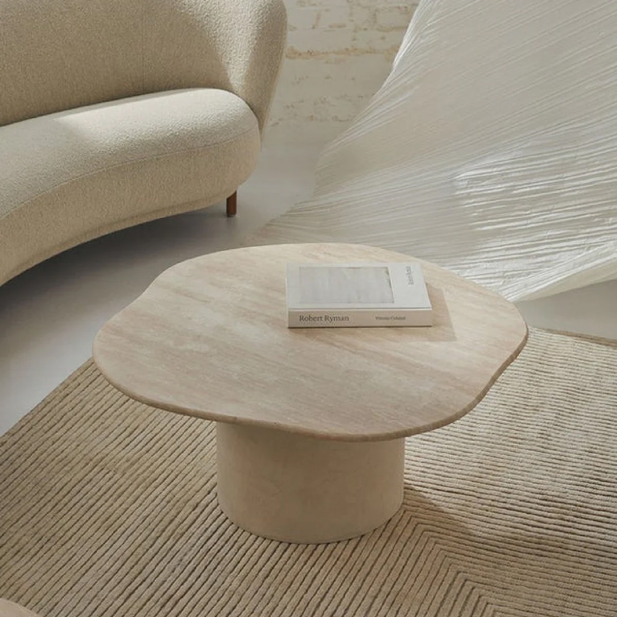 Bàn Sofa Hiệu Ứng Đá Travertine Là Gì