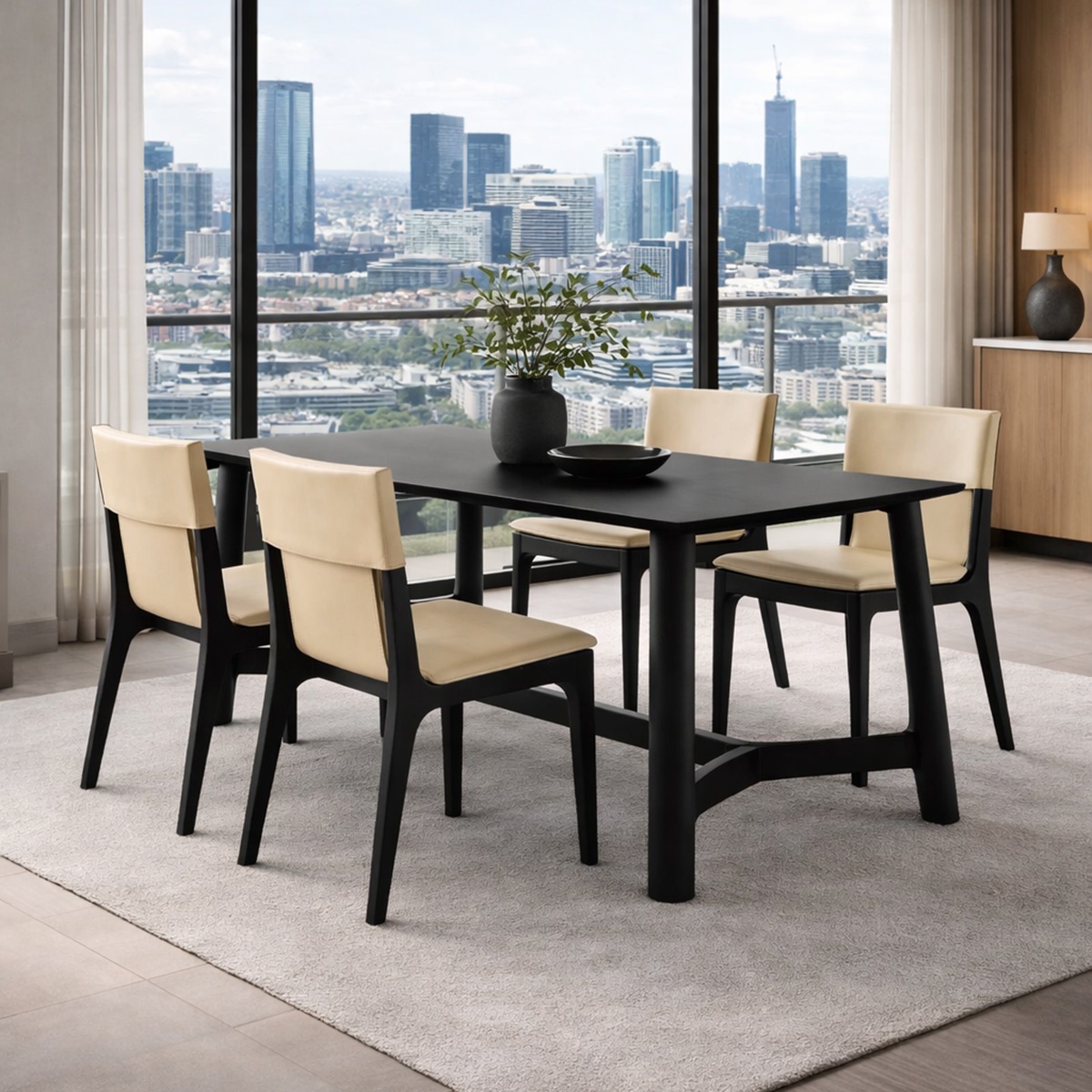 Bộ bàn ghế ăn nệm da sang trọng cho căn hộ